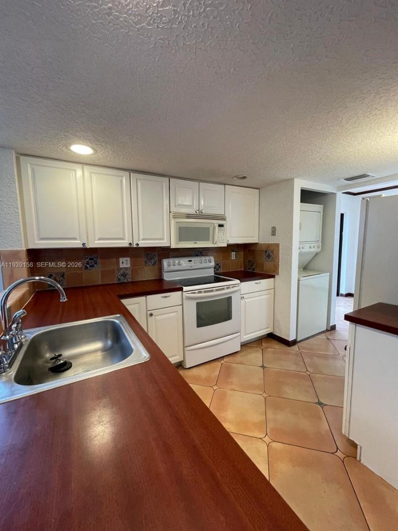 6575 W Oakland Park Blvd, Unit 511, Lauderhill, FL 33313 Photo