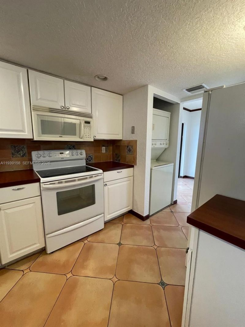6575 W Oakland Park Blvd, Unit 511, Lauderhill, FL 33313 Photo