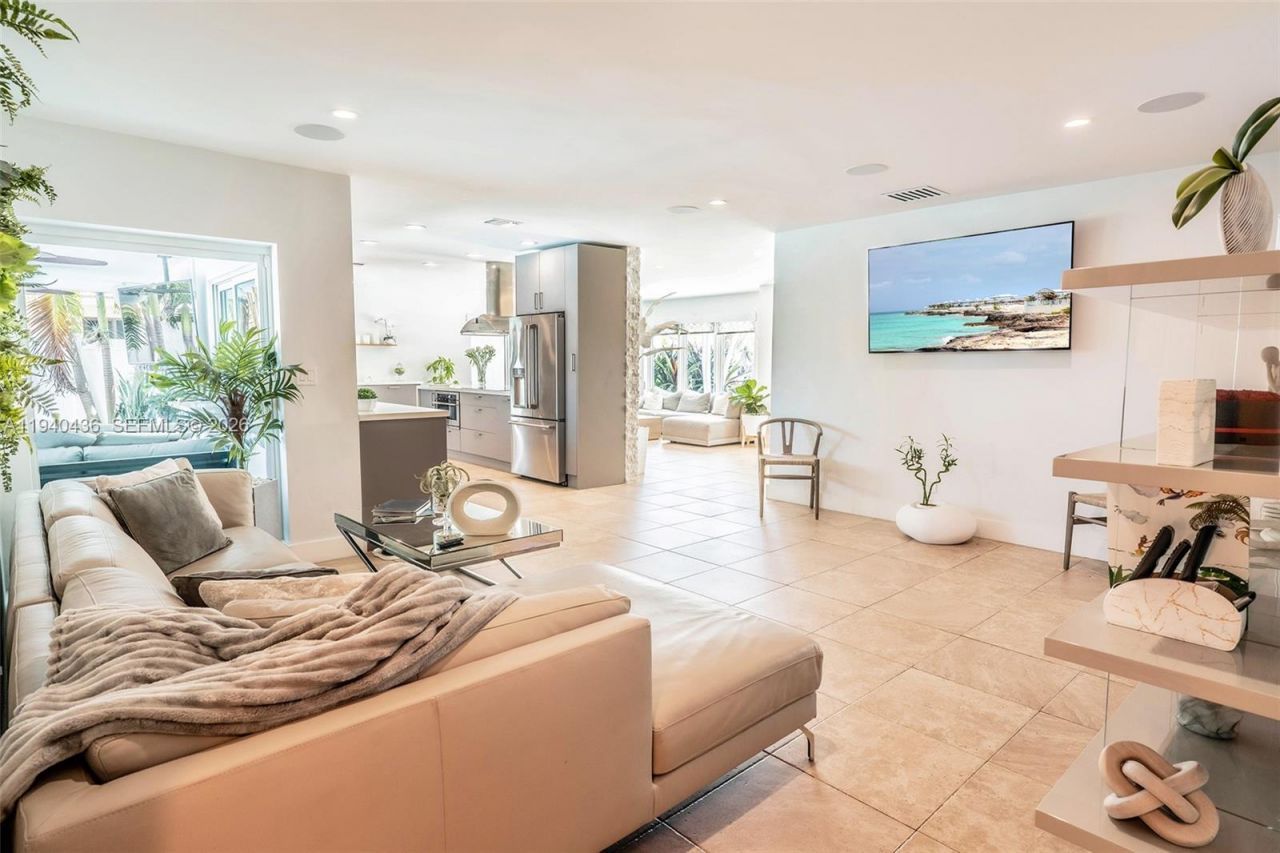 2711 NE 57th Ct, Fort Lauderdale, FL 33308 Photo