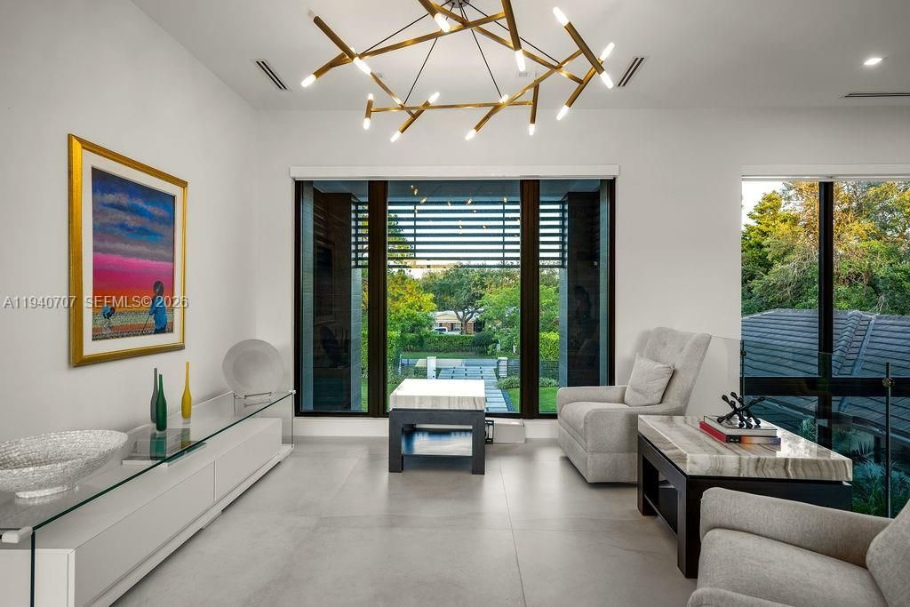 6850 SW 73rd Ct, Miami, FL 33143 Photo