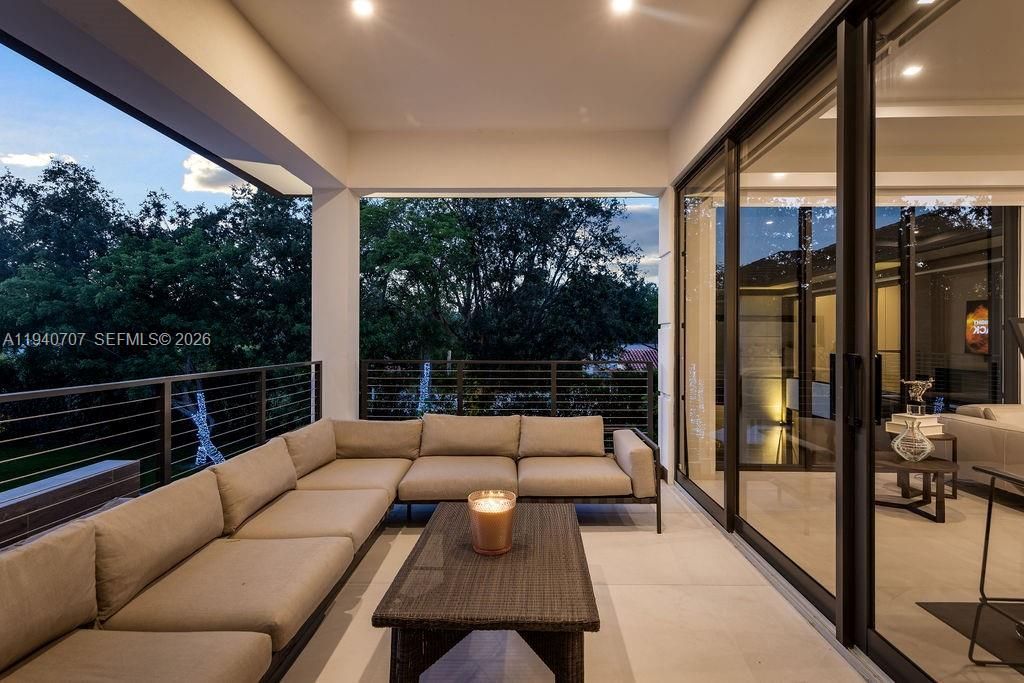 6850 SW 73rd Ct, Miami, FL 33143 Photo