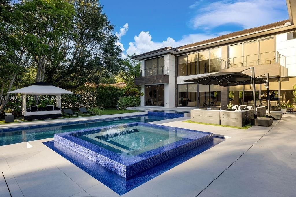 6850 SW 73rd Ct, Miami, FL 33143 Photo