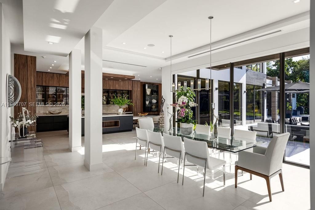 6850 SW 73rd Ct, Miami, FL 33143 Photo