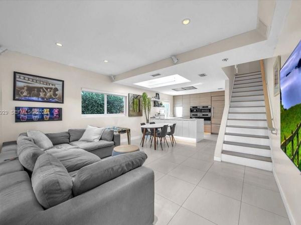 208 Jefferson Ave, Unit 113, Miami Beach, FL 33139