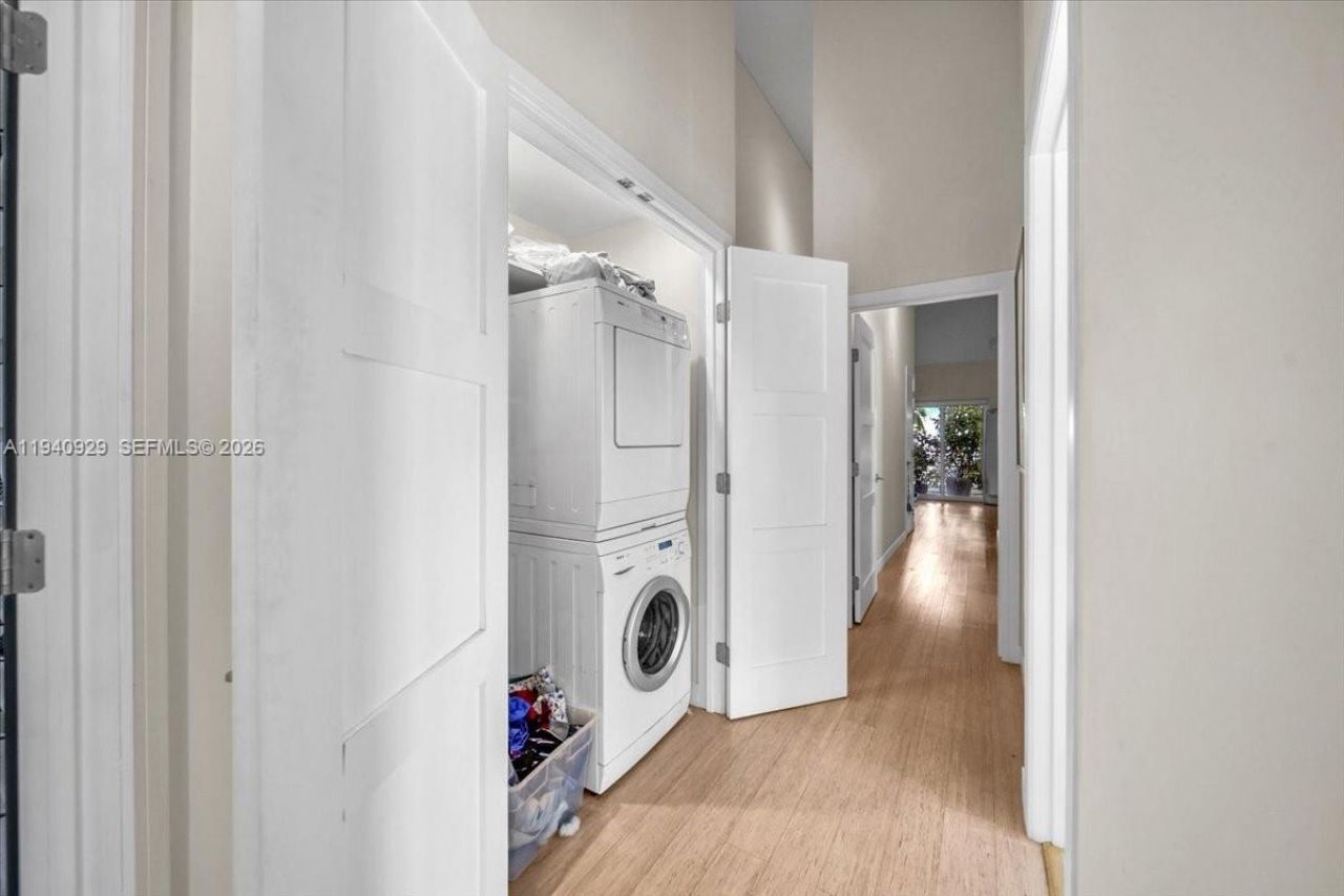 208 Jefferson Ave, Unit 113, Miami Beach, FL 33139 Photo