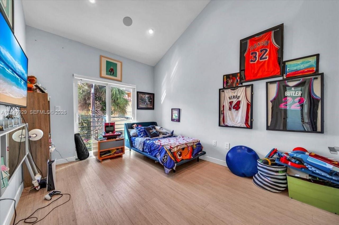 208 Jefferson Ave, Unit 113, Miami Beach, FL 33139 Photo