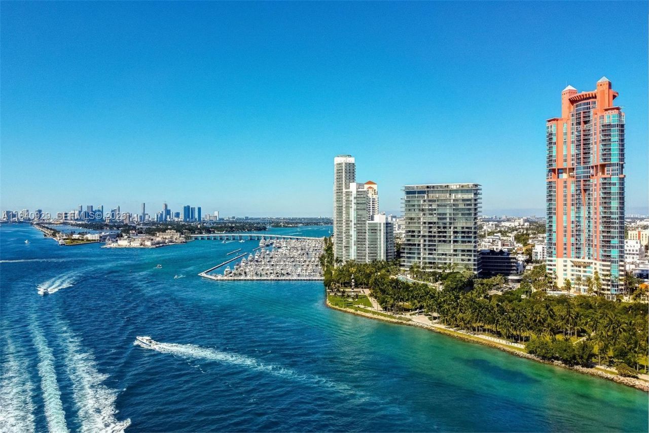 208 Jefferson Ave, Unit 113, Miami Beach, FL 33139 Photo