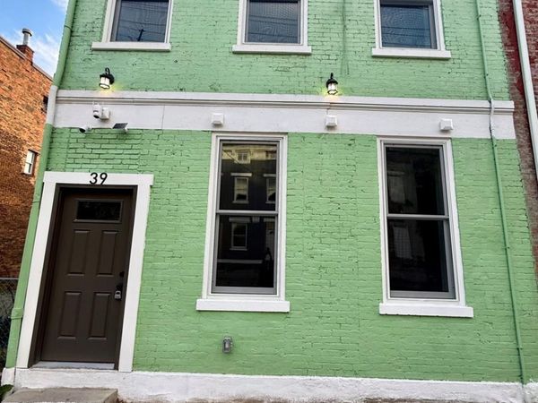 39 E Clifton Avenue, Cincinnati, OH 45202