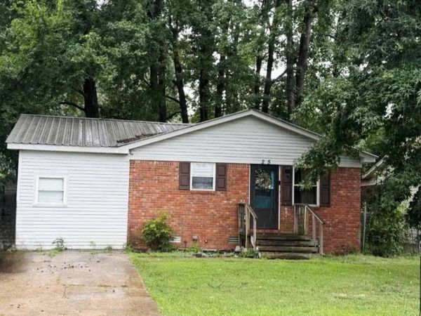 215 Pine Street, Jonesboro, AR 72401