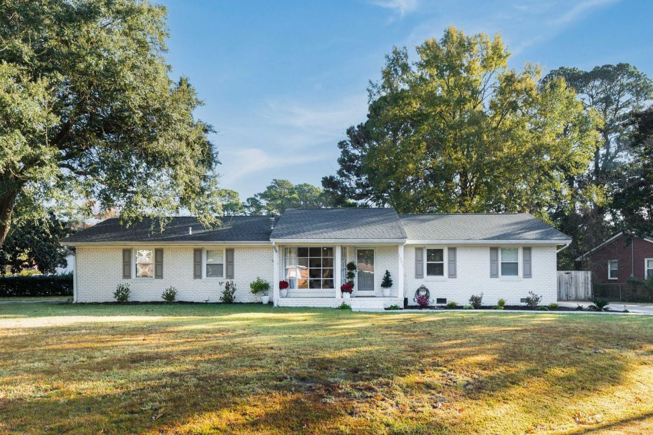 1893 Saint Julian Drive Photo 1