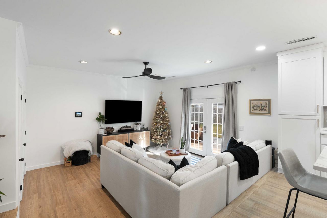 1893 Saint Julian Drive Photo 13