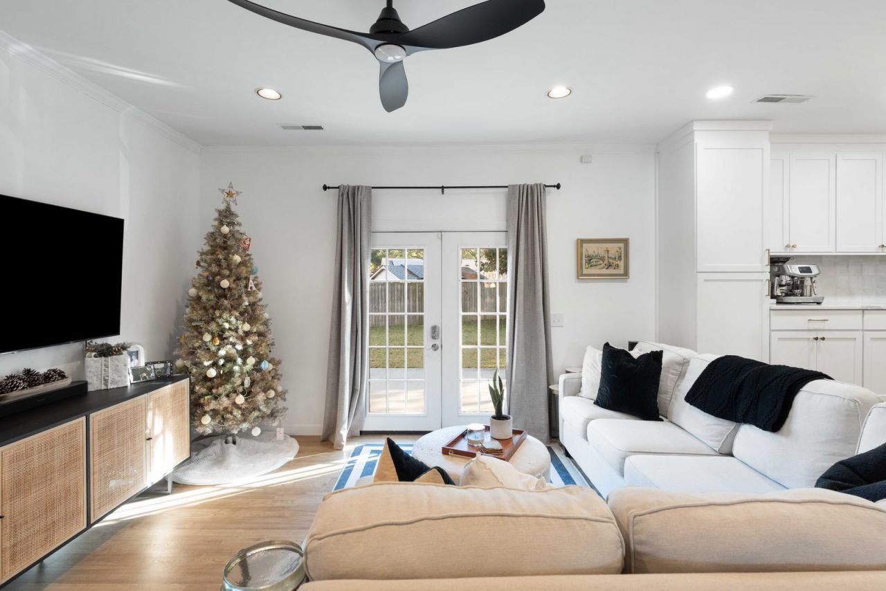 1893 Saint Julian Drive Photo 15