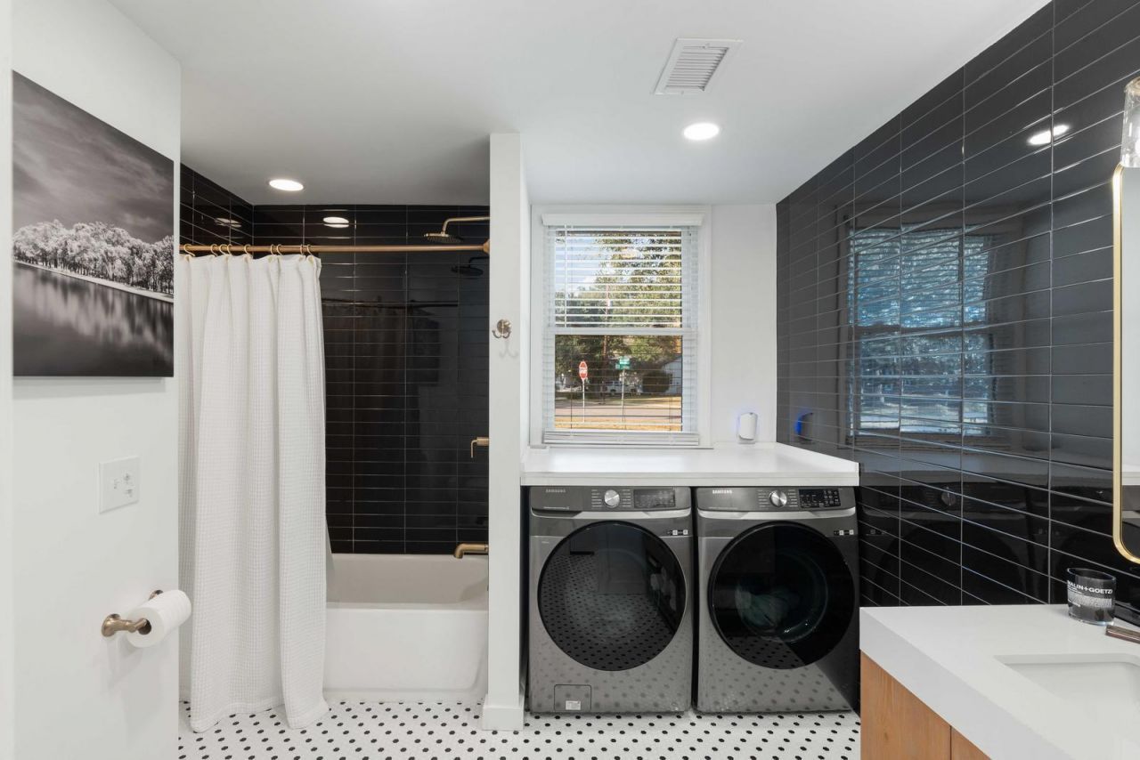 1893 Saint Julian Drive Photo 18