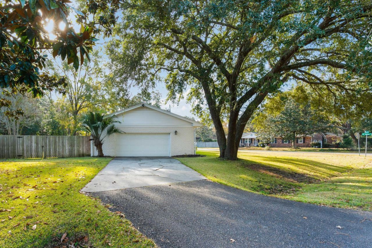 1893 Saint Julian Drive Photo 40