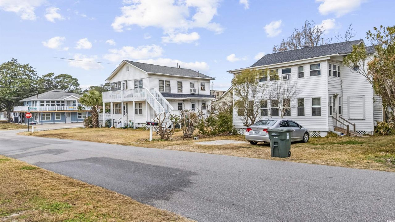 300 21st Ave. S Photo 3