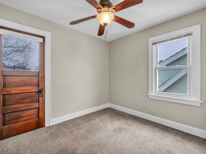 4633 Bader Avenue, Cleveland, OH 44109 Photo 18