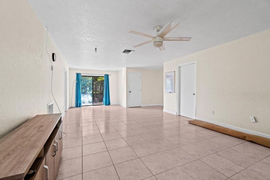 5313 Colbright Road, Lake Worth, FL 33467 Photo