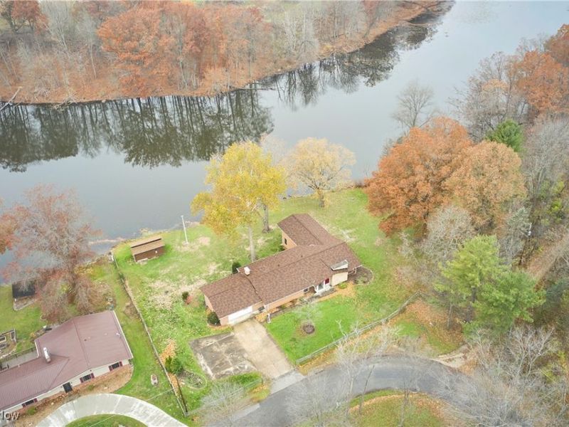 2671 Spring Valley Boulevard, Mogadore, OH 44260 Photo 5