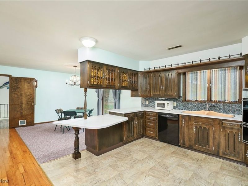 2671 Spring Valley Boulevard, Mogadore, OH 44260 Photo 8