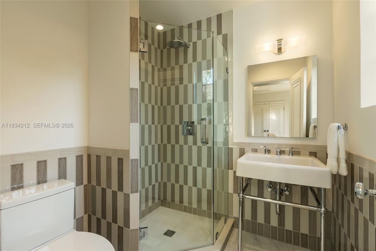 720 Madeira Ave, Coral Gables, FL 33134 Photo