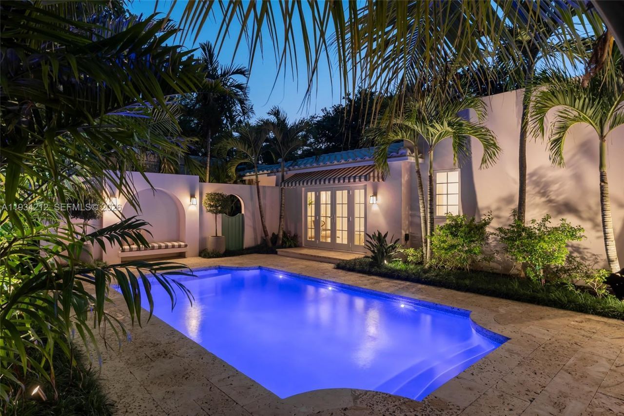 720 Madeira Ave, Coral Gables, FL 33134 Photo