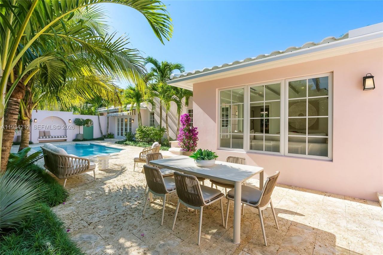 720 Madeira Ave, Coral Gables, FL 33134 Photo