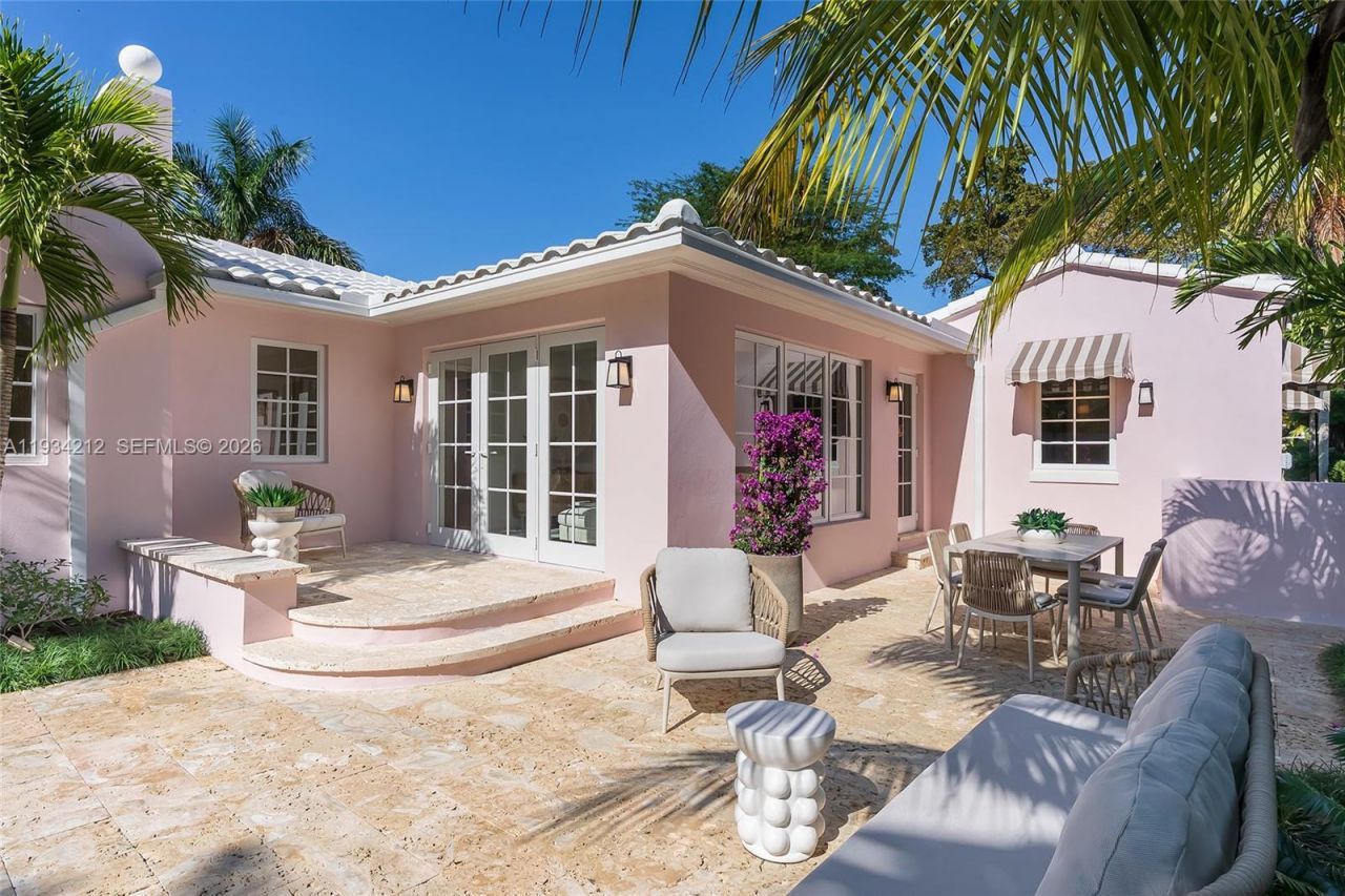 720 Madeira Ave, Coral Gables, FL 33134 Photo