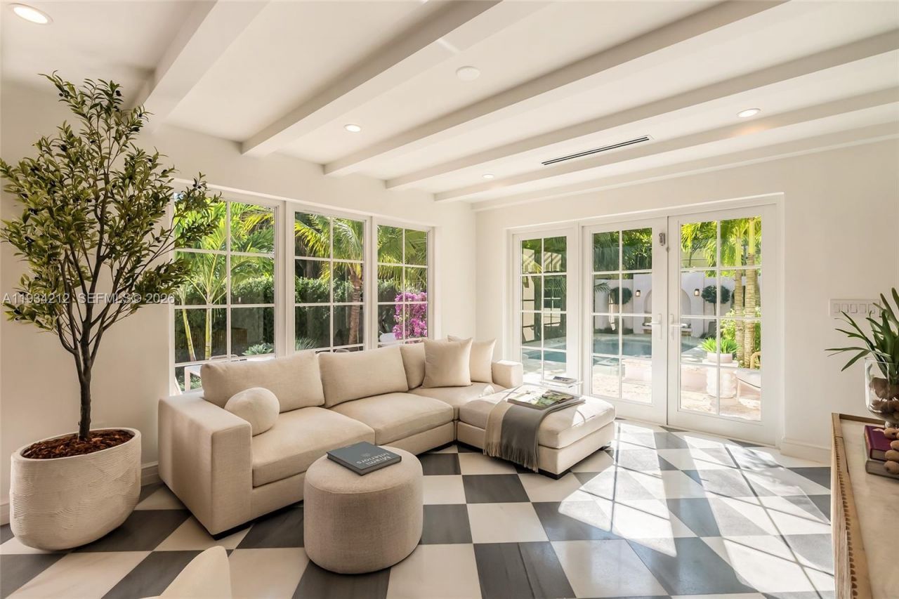 720 Madeira Ave, Coral Gables, FL 33134 Photo