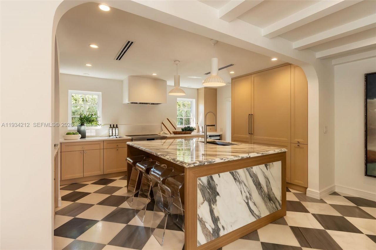 720 Madeira Ave, Coral Gables, FL 33134 Photo