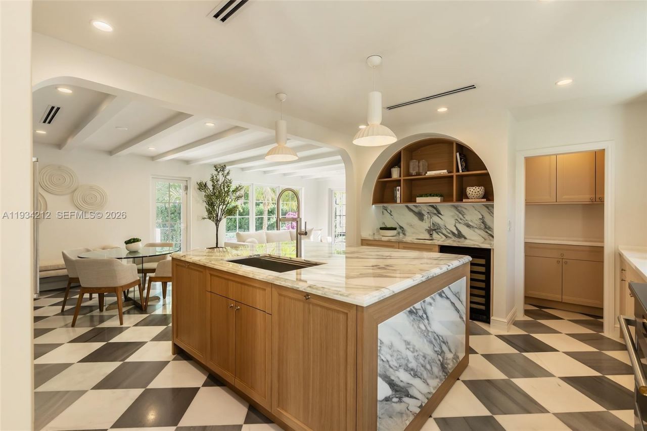 720 Madeira Ave, Coral Gables, FL 33134 Photo