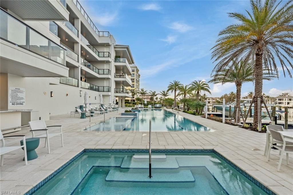 1820 Gulf Shore Blvd N, Unit 302-303, Naples, FL 34102 Photo