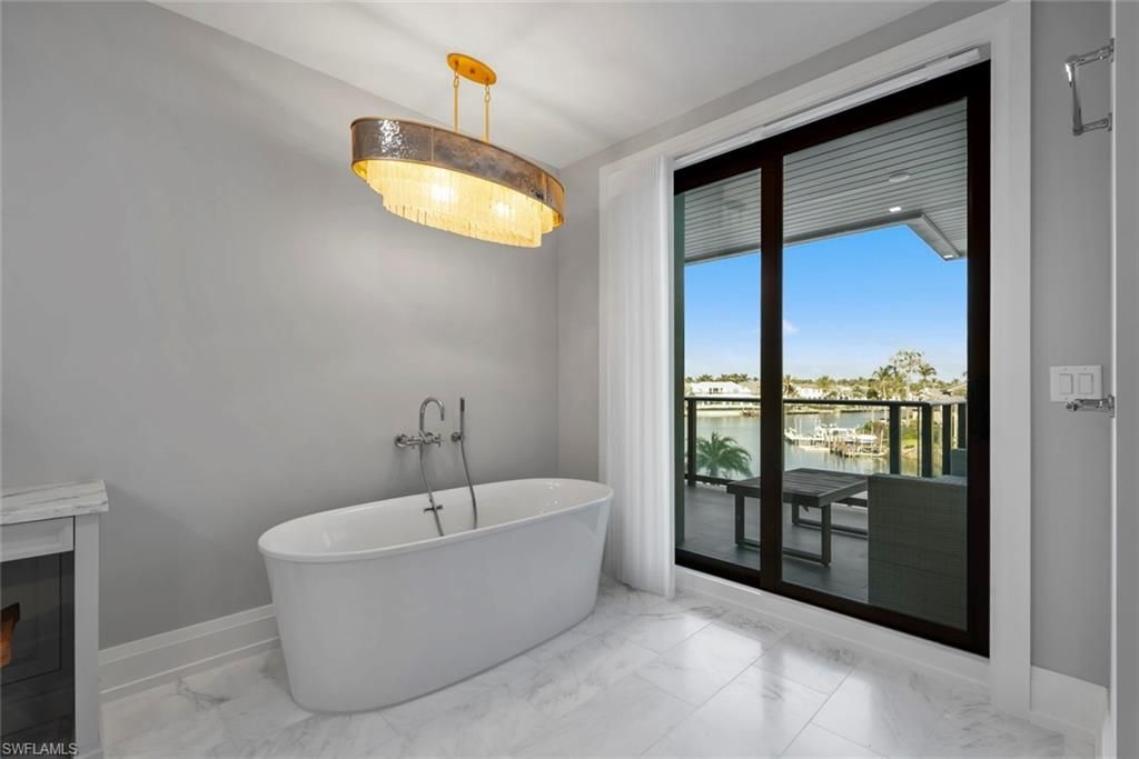 1820 Gulf Shore Blvd N, Unit 302-303, Naples, FL 34102 Photo