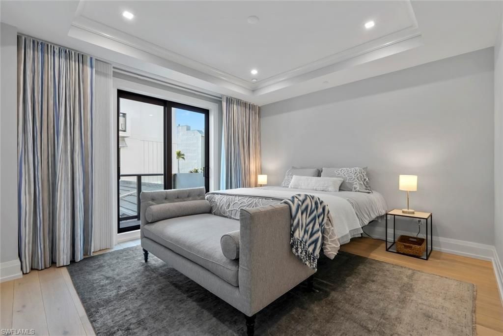 1820 Gulf Shore Blvd N, Unit 302-303, Naples, FL 34102 Photo