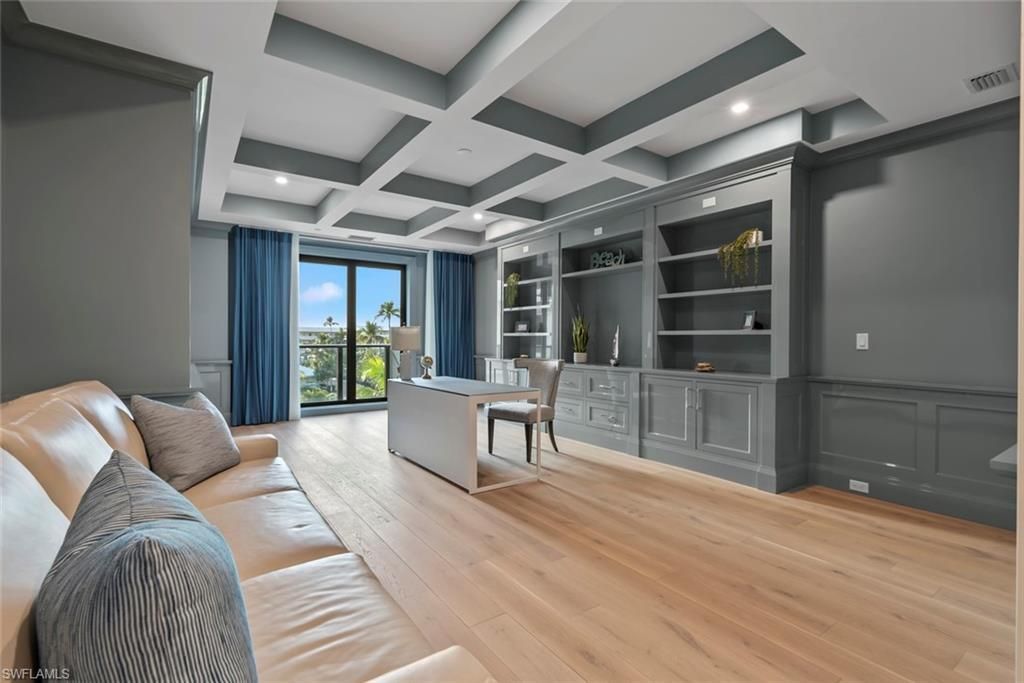 1820 Gulf Shore Blvd N, Unit 302-303, Naples, FL 34102 Photo