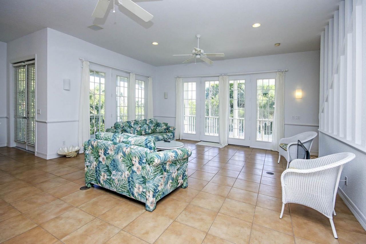 580 Sea Oats Dr, Sanibel, FL 33957 Photo