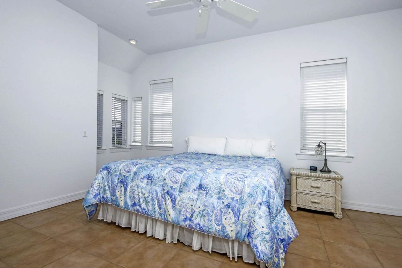 580 Sea Oats Dr, Sanibel, FL 33957 Photo