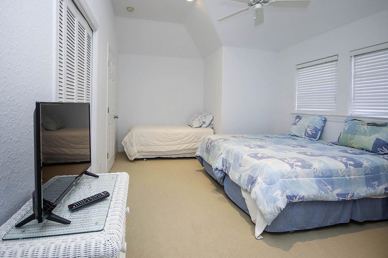 580 Sea Oats Dr, Sanibel, FL 33957 Photo