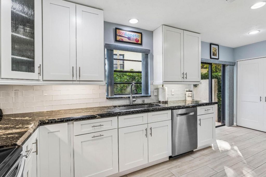 21720 Arriba Real, Unit 37-b, Boca Raton, FL 33433 Photo