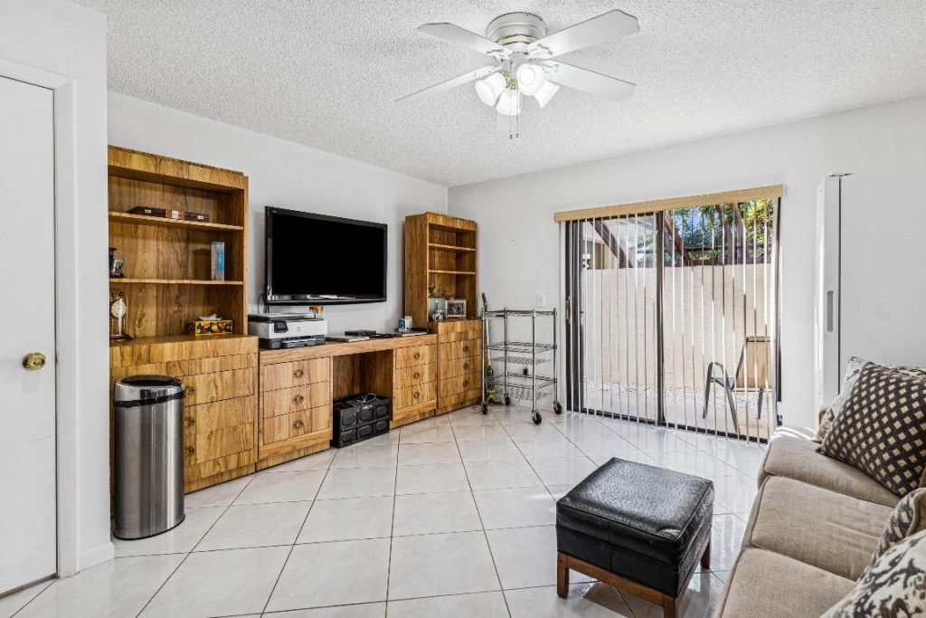 21720 Arriba Real, Unit 37-b, Boca Raton, FL 33433 Photo