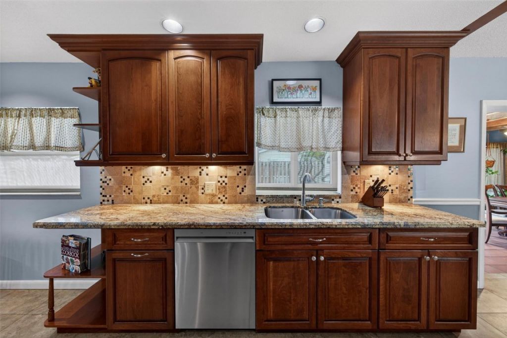 6710 NW 28th Ter, Fort Lauderdale, FL 33309 Photo