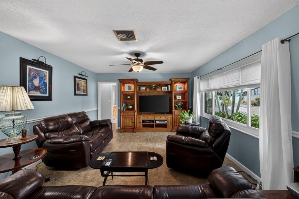 6710 NW 28th Ter, Fort Lauderdale, FL 33309 Photo