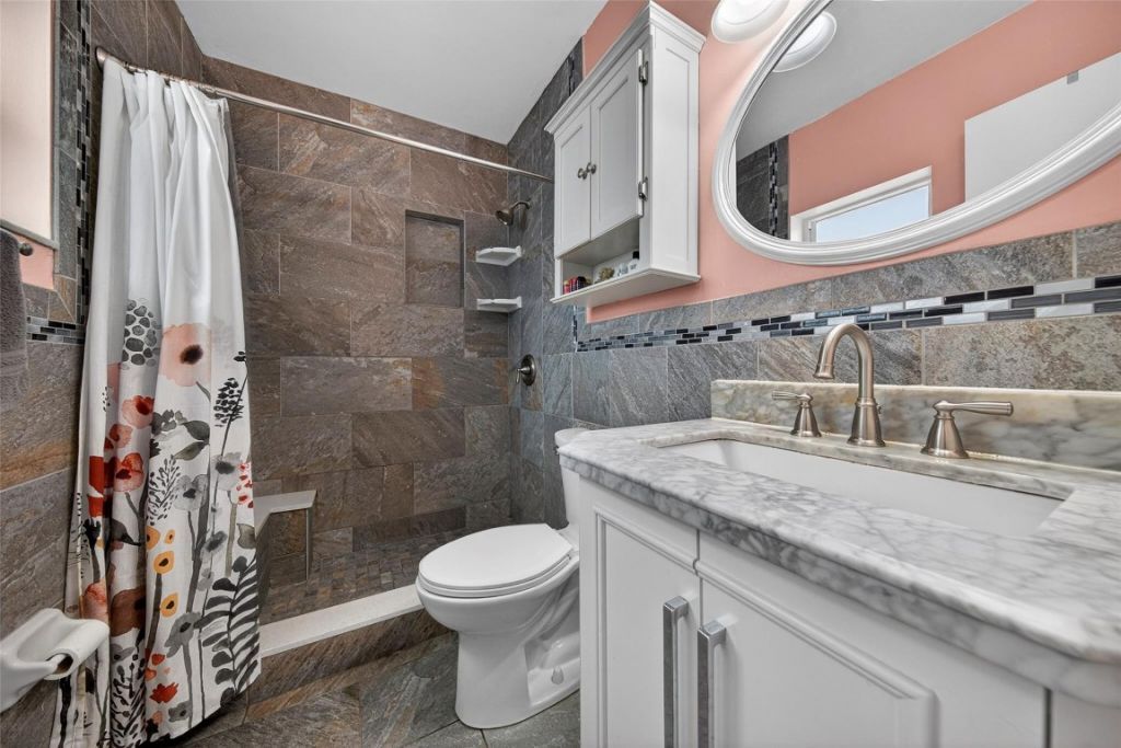 6710 NW 28th Ter, Fort Lauderdale, FL 33309 Photo