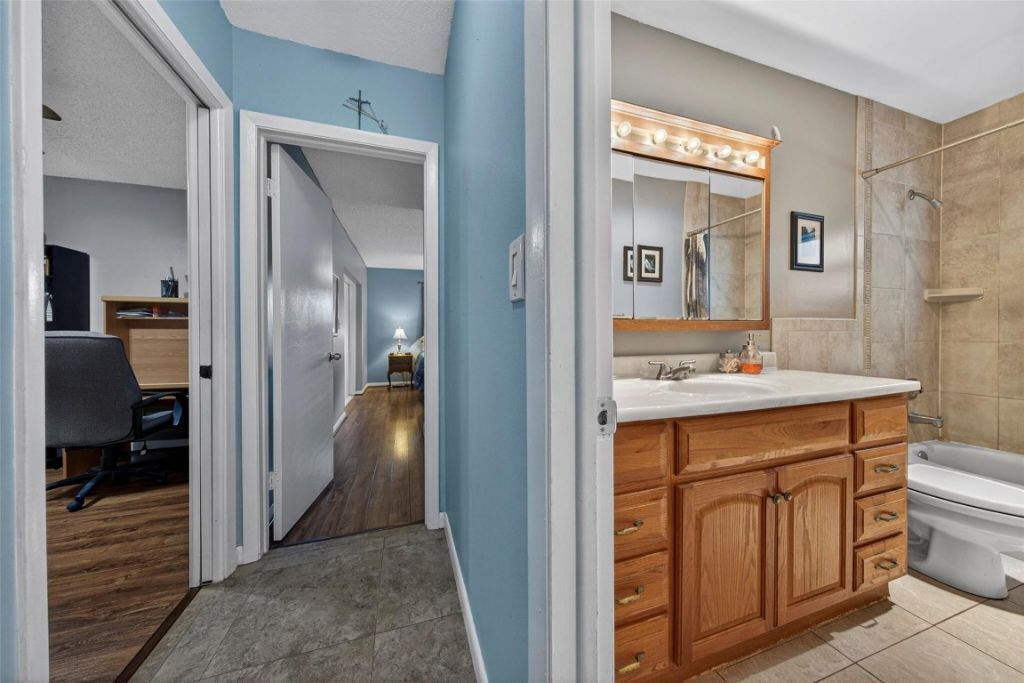 6710 NW 28th Ter, Fort Lauderdale, FL 33309 Photo