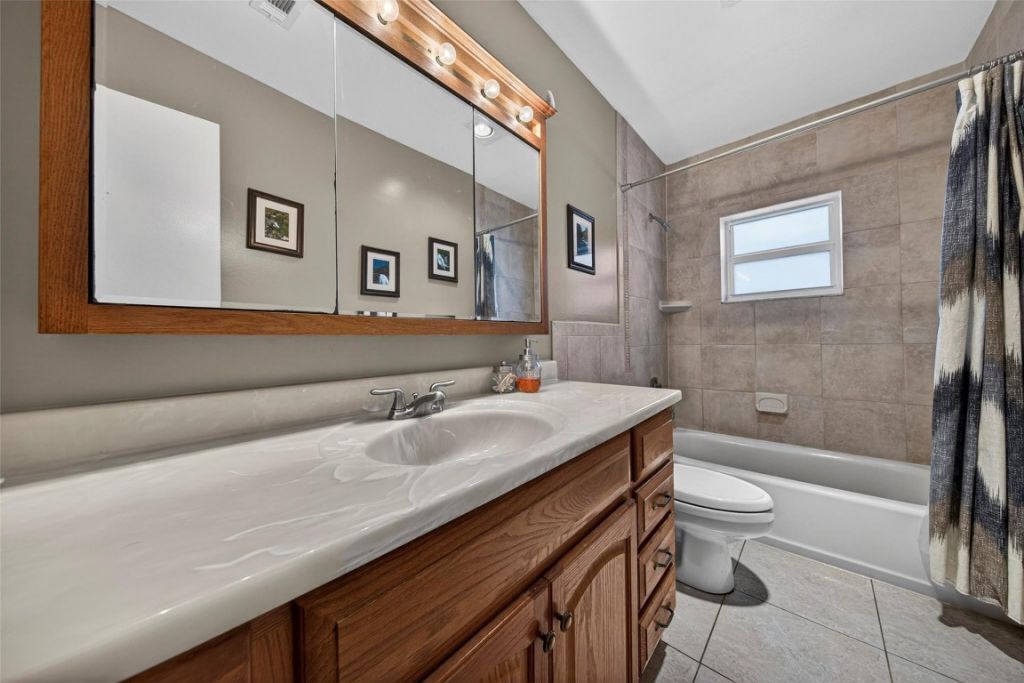 6710 NW 28th Ter, Fort Lauderdale, FL 33309 Photo