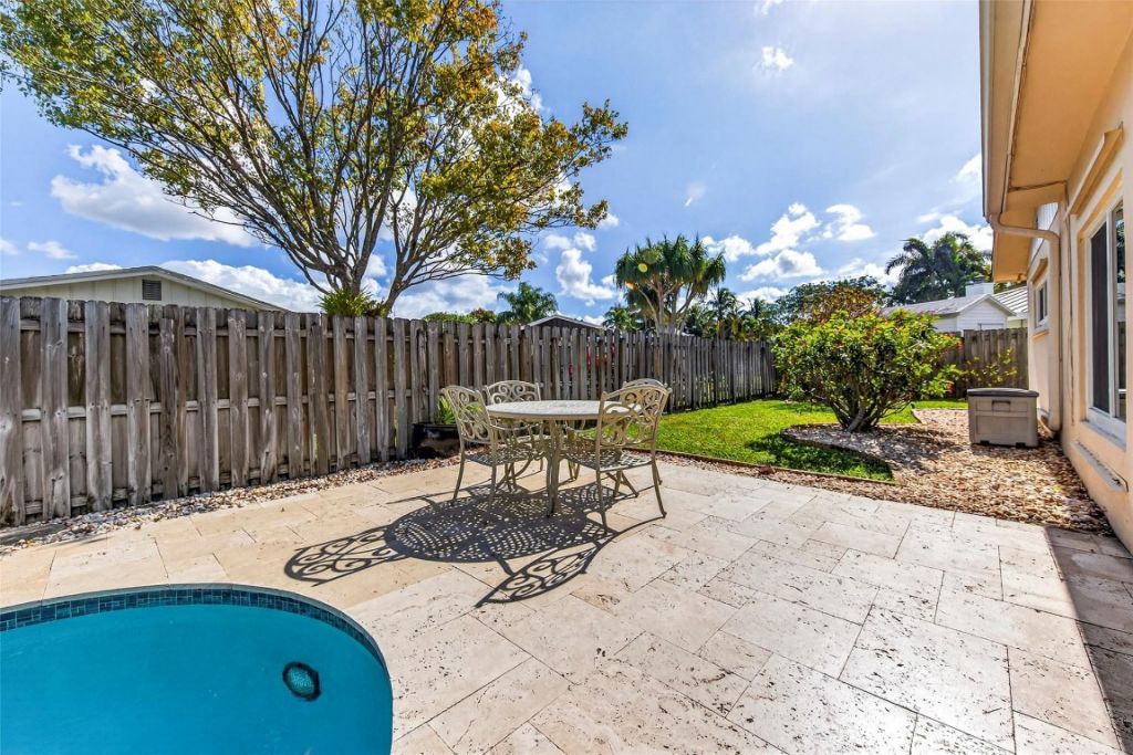 6710 NW 28th Ter, Fort Lauderdale, FL 33309 Photo