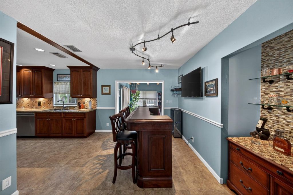 6710 NW 28th Ter, Fort Lauderdale, FL 33309 Photo