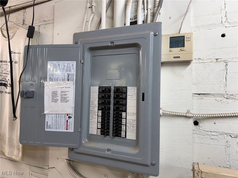 814 Cleveland Avenue NW, Canton, OH 44702 Photo 23