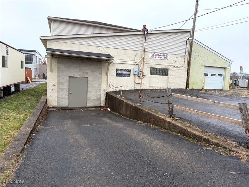 814 Cleveland Avenue NW, Canton, OH 44702 Photo 24