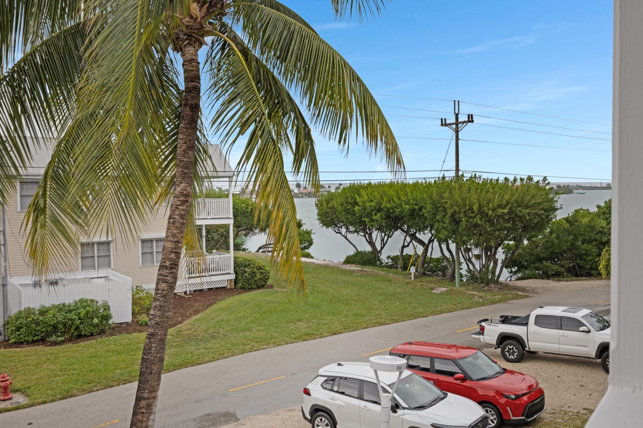 5100 Sunset Village Drive, Duck, FL 33050 Photo