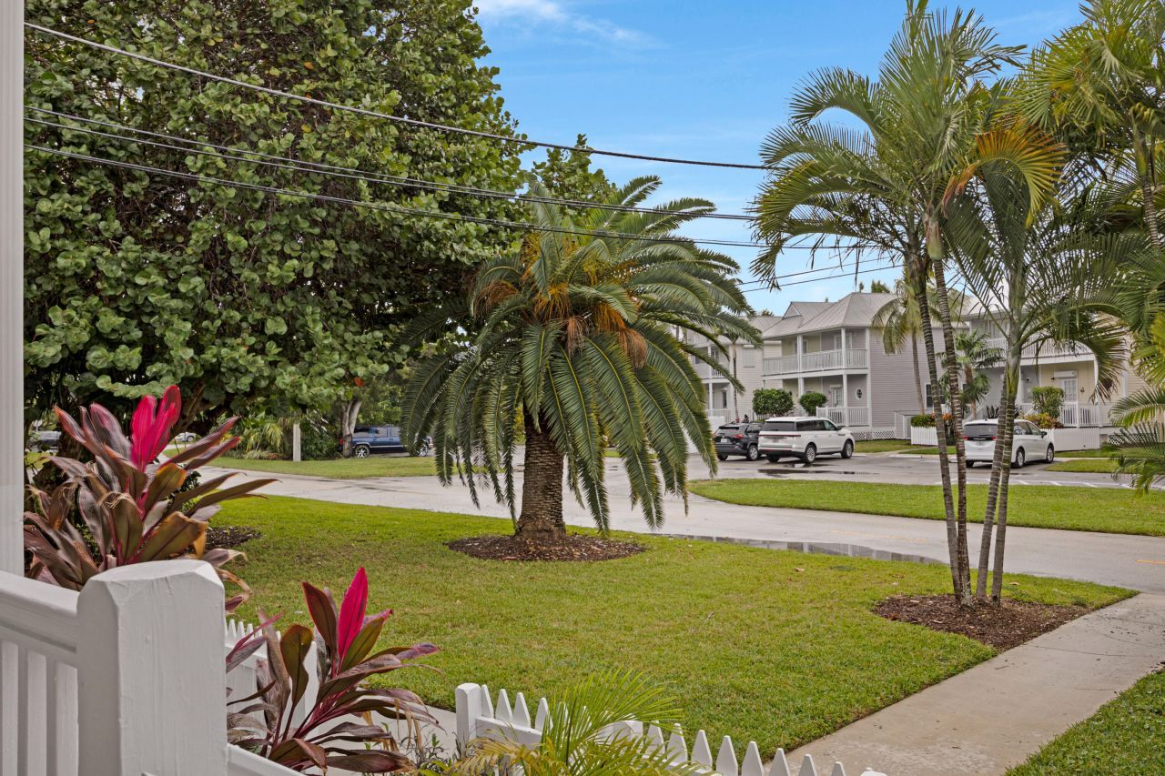 5100 Sunset Village Drive, Duck, FL 33050 Photo